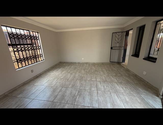 3 BEDROOM HOUSE FOR SALE IN SOSHANGUVE WW